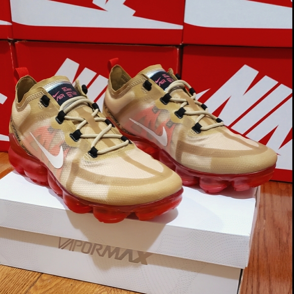 NIKE AIR VAPORMAX 2019: Size- 10 - Picture 8 of 11